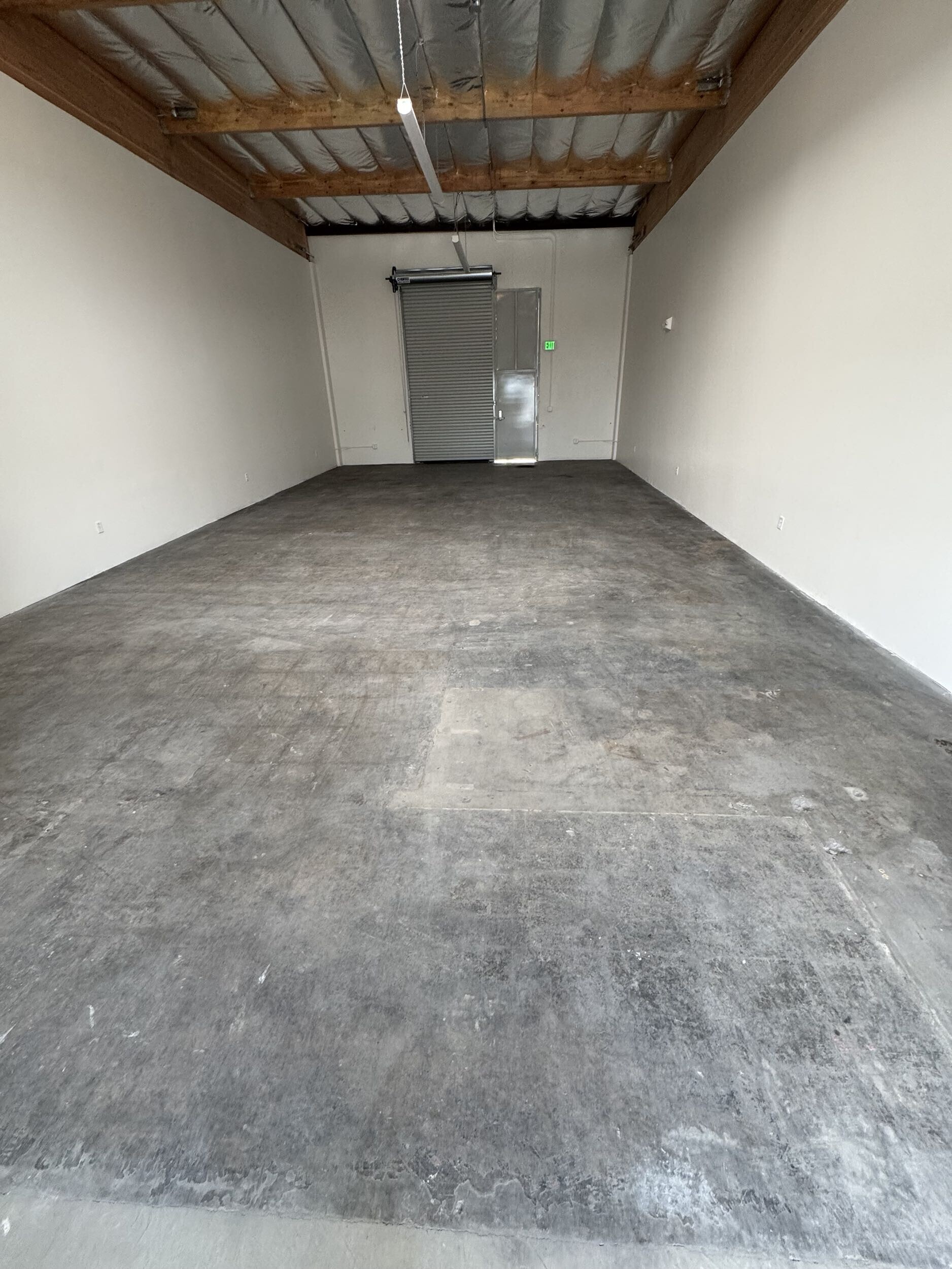 Mixed use industrial  building reconstruction after fire damage - Completion