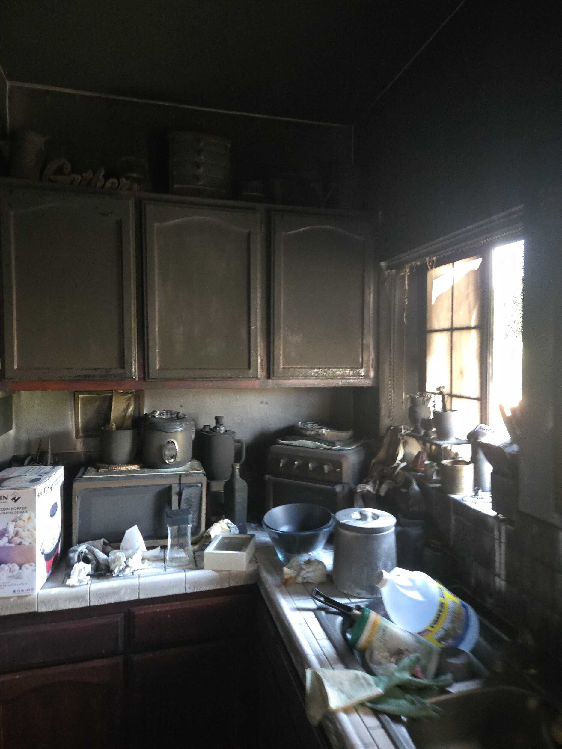 4 plex  Reconstruction following fire in apartment unit - Before