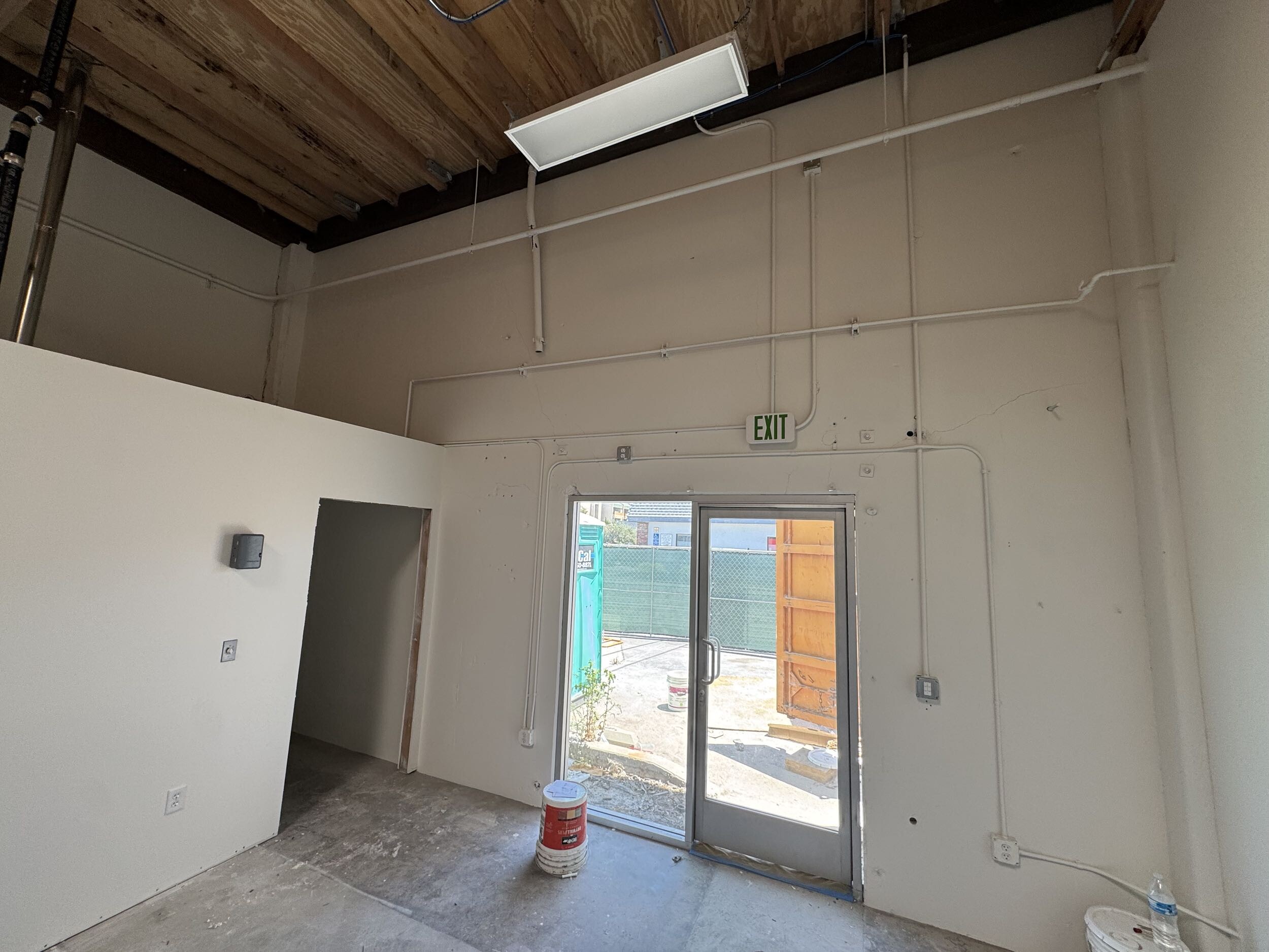 Mixed use industrial  building reconstruction after fire damage - Completion